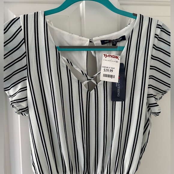 NWT Striped Romper - Picture 1 of 6